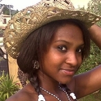 Djouliane, 37 ans, Larians-et-Munans