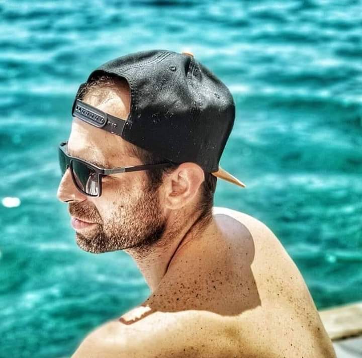 Charaf, 38 ans, LaRochelle