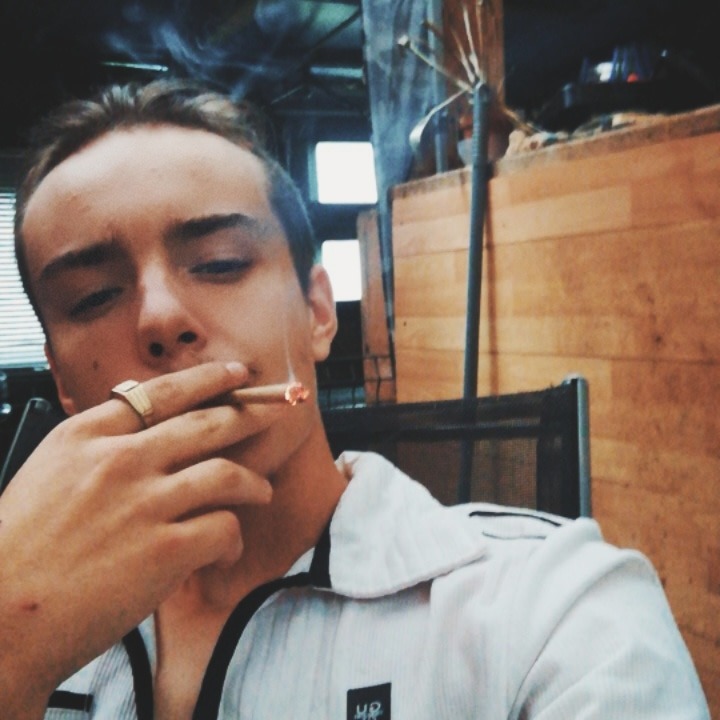 Amirouche, 22 ans, Montot