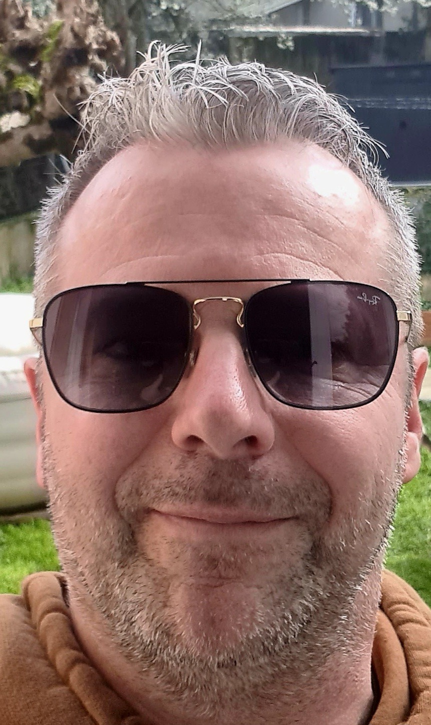 Yuta, 45 ans, LaCôte