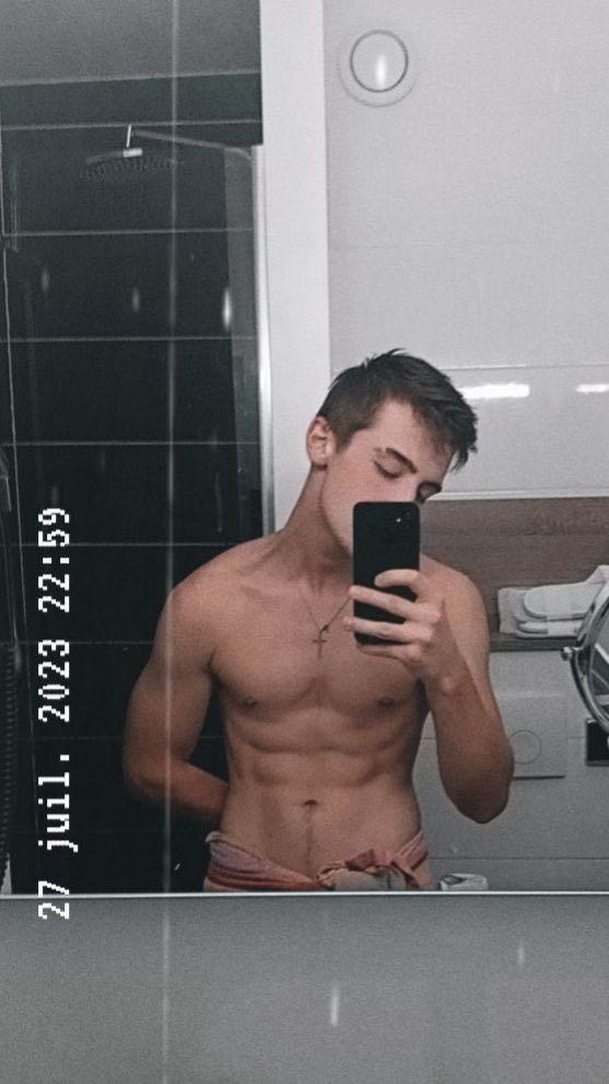Mouhib, 22 ans, Abelcourt