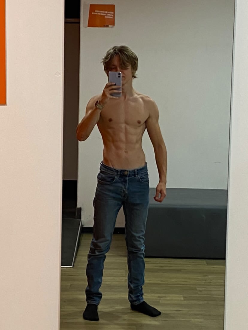 Kriss, 23 ans, Fontenois-lès-Montbozon
