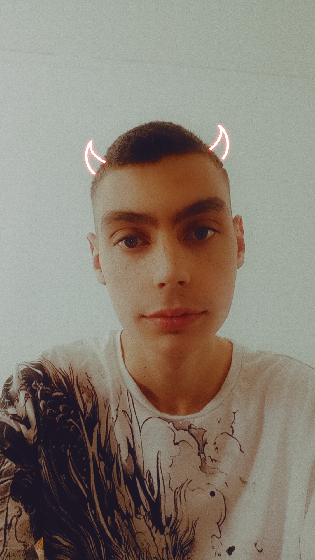 Lova, 22 ans, Buffignécourt